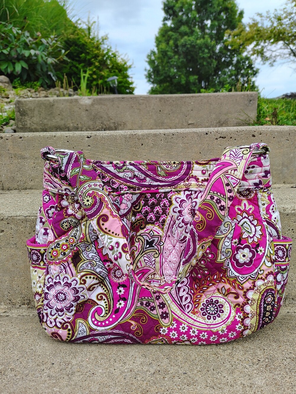 Vera Bradley Very Berry Paisley Reversible Shoulder Bag Vintage Retired